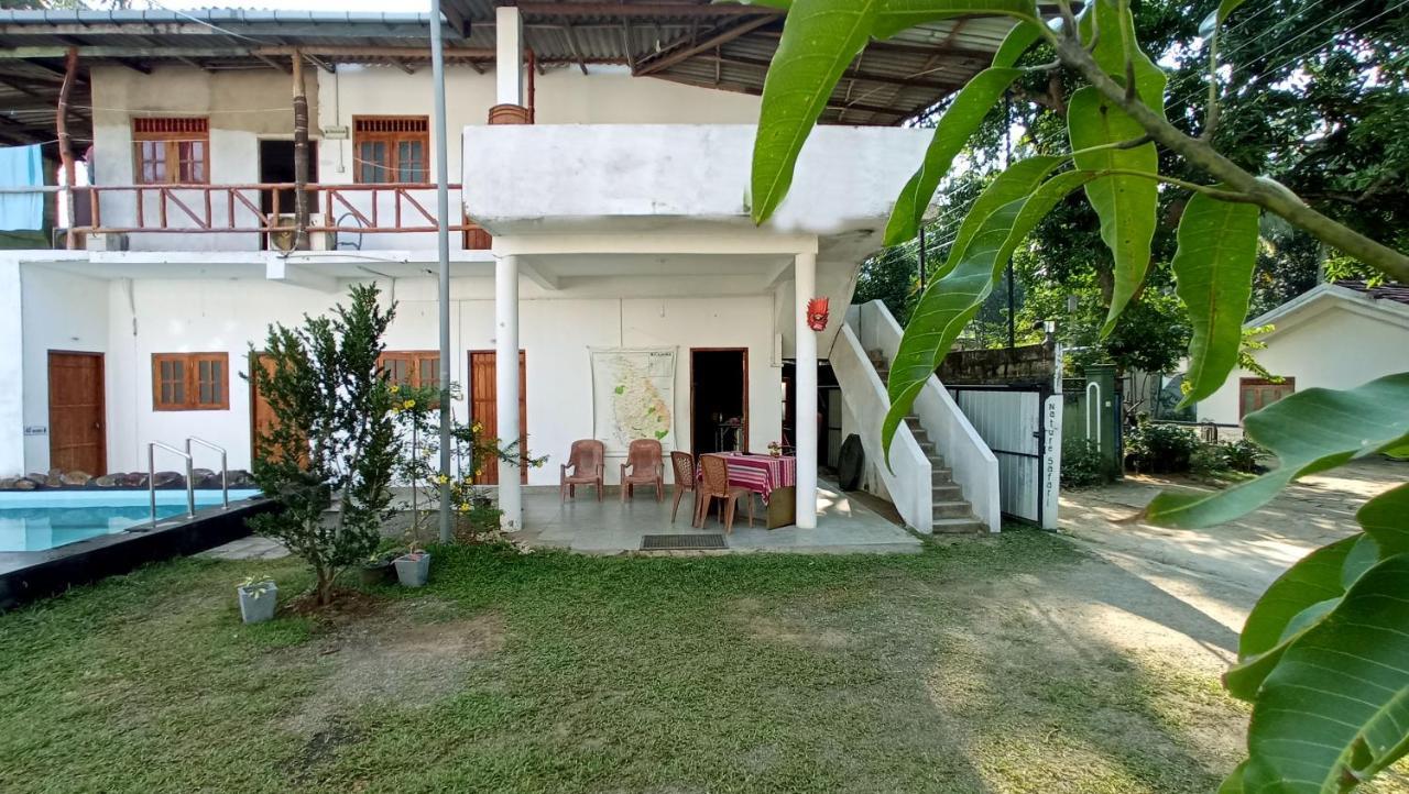 River Side & Swimming Pool Bed & Breakfast Udawalawe Exterior photo